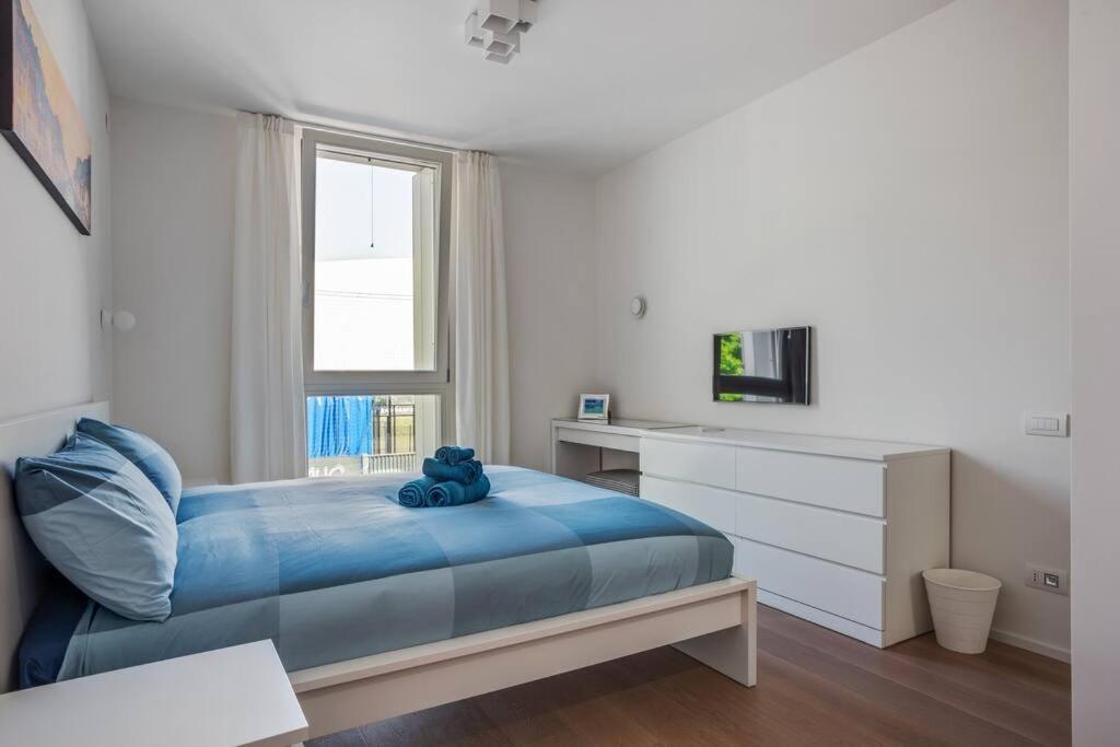 Easylife - Modern And Spacious Apt In Fiera City Life ミラノ エクステリア 写真